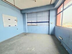 Yi Xiu Factory Building (D14), Warehouse #629190241